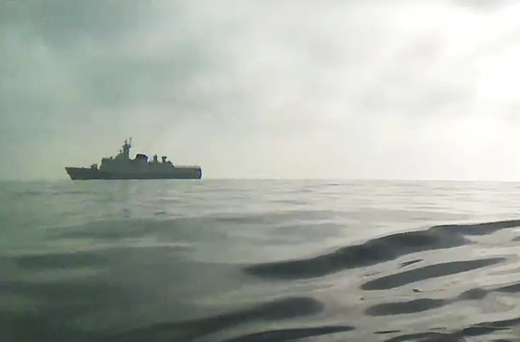 Une corvette chinoise PLAN Type 056 vue par un Seasats Lightfish lors d'un récent voyage autonome à travers le détroit de Taiwan.