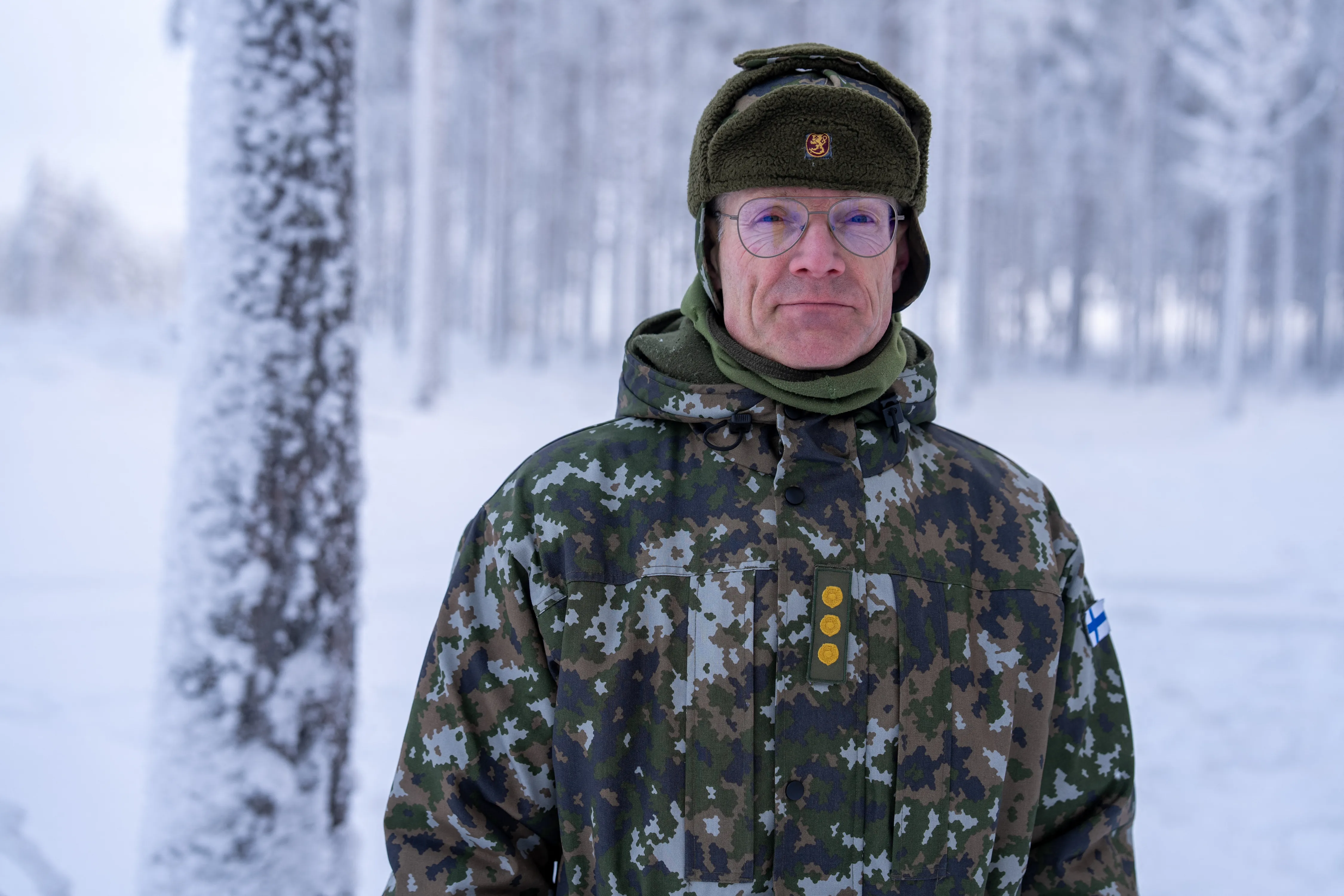 Le colonel Riku Mikkonen assiste à une journée médiatique à la brigade Kainuu à Kajaani, en Finlande, le 3 février 2026. (Photo d'Alessandro RAMPAZZO / AFP via Getty Images)